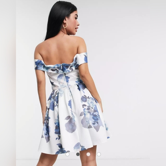 CHI CHI LONDON Off Shoulder Mini Dress in Blue Floral Print, US 2 - Picture 4 of 8